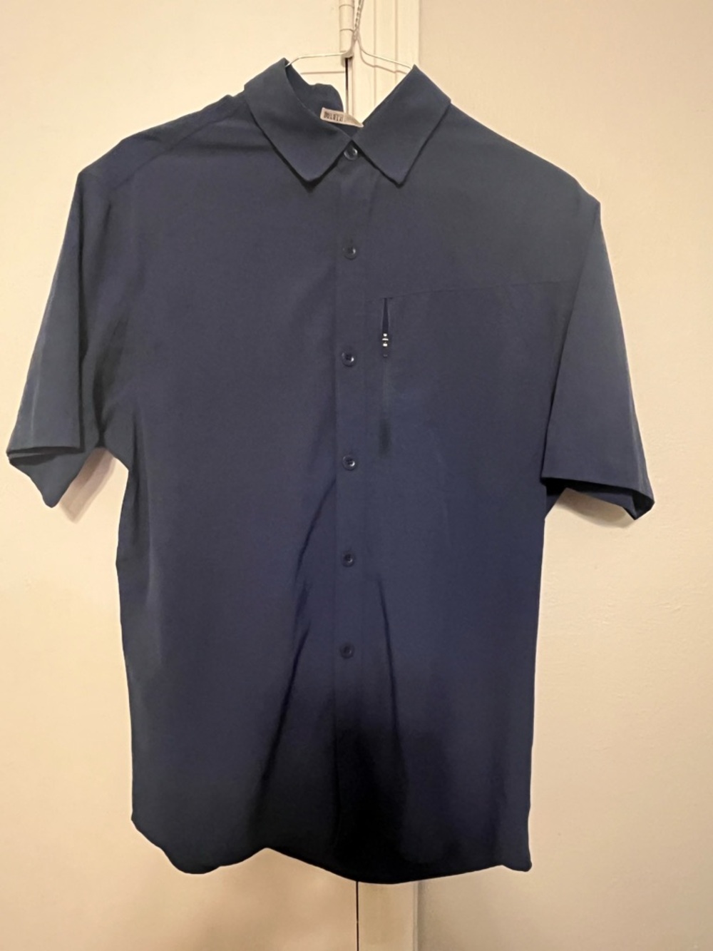 Duluth Trading Co Navy Short-Sleeve Button-Down Untucked Ventech Shirt Size M